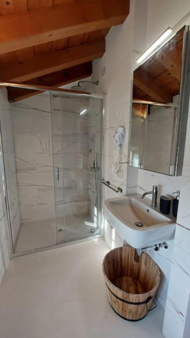 Sui Tetti Di Valeggio - Holiday Apartment Valeggio sul Mincio Luaran gambar